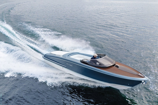 DISCOVER THE UNMATCHED CRAFTSMANSHIP OF THE RIVA EL-ISEO YACHT - TheArsenale