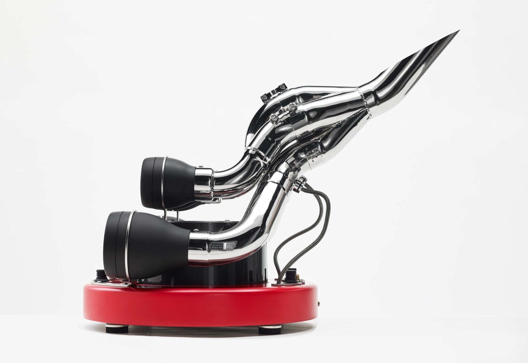 iXOOST XiLO Scuderia - Luxury Sound System