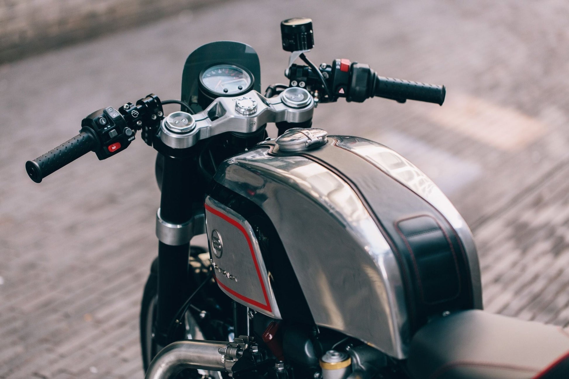 Blacktrack BT-02 - TheArsenale
