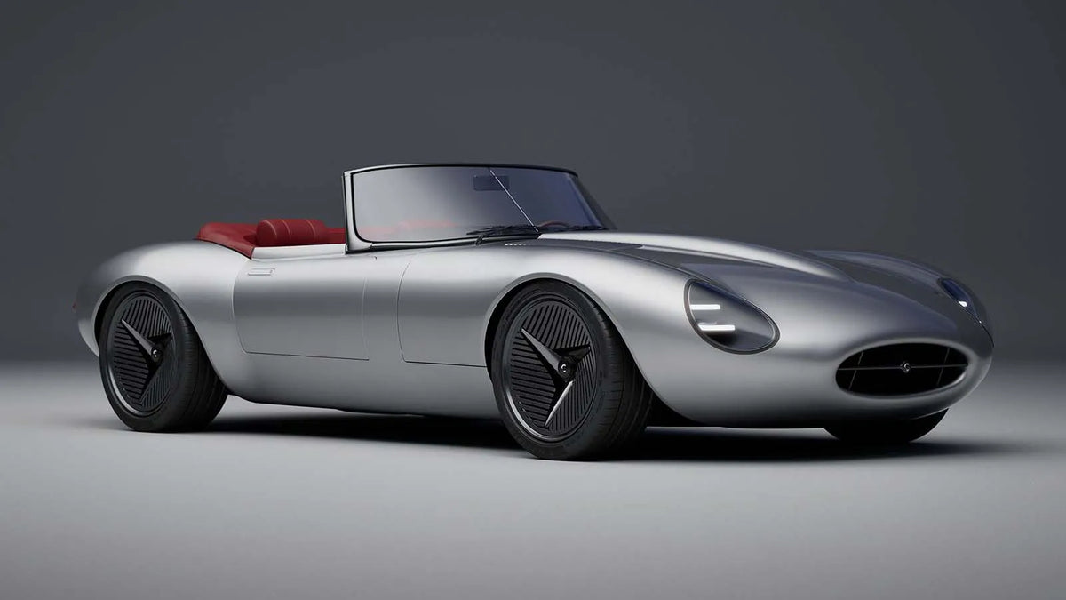 IAN CALLUM’S BOLD REVIVAL OF THE JAGUAR E-TYPE