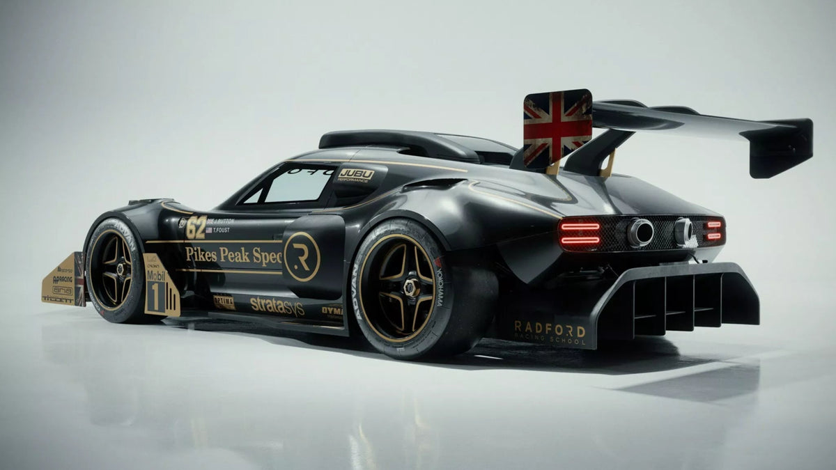 RADFORD'S TYPE 62-2: READY TO CONQUER PIKES PEAK - TheArsenale
