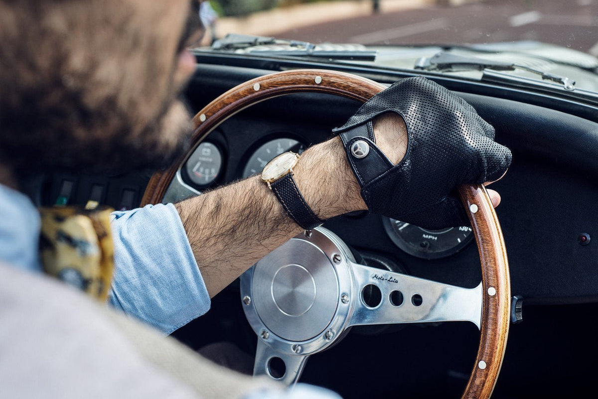 The Outlierman - A gentleman driver's best friend - TheArsenale