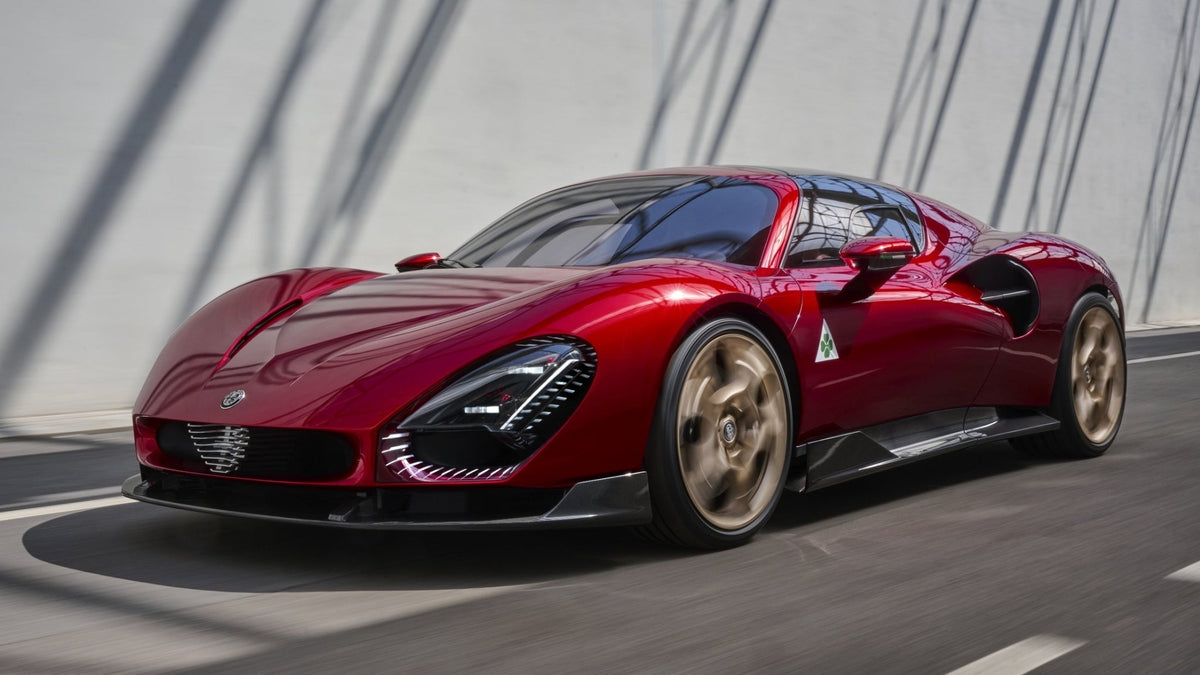 THE RETURN OF THE ALFA ROMEO 33 STRADALE - TheArsenale