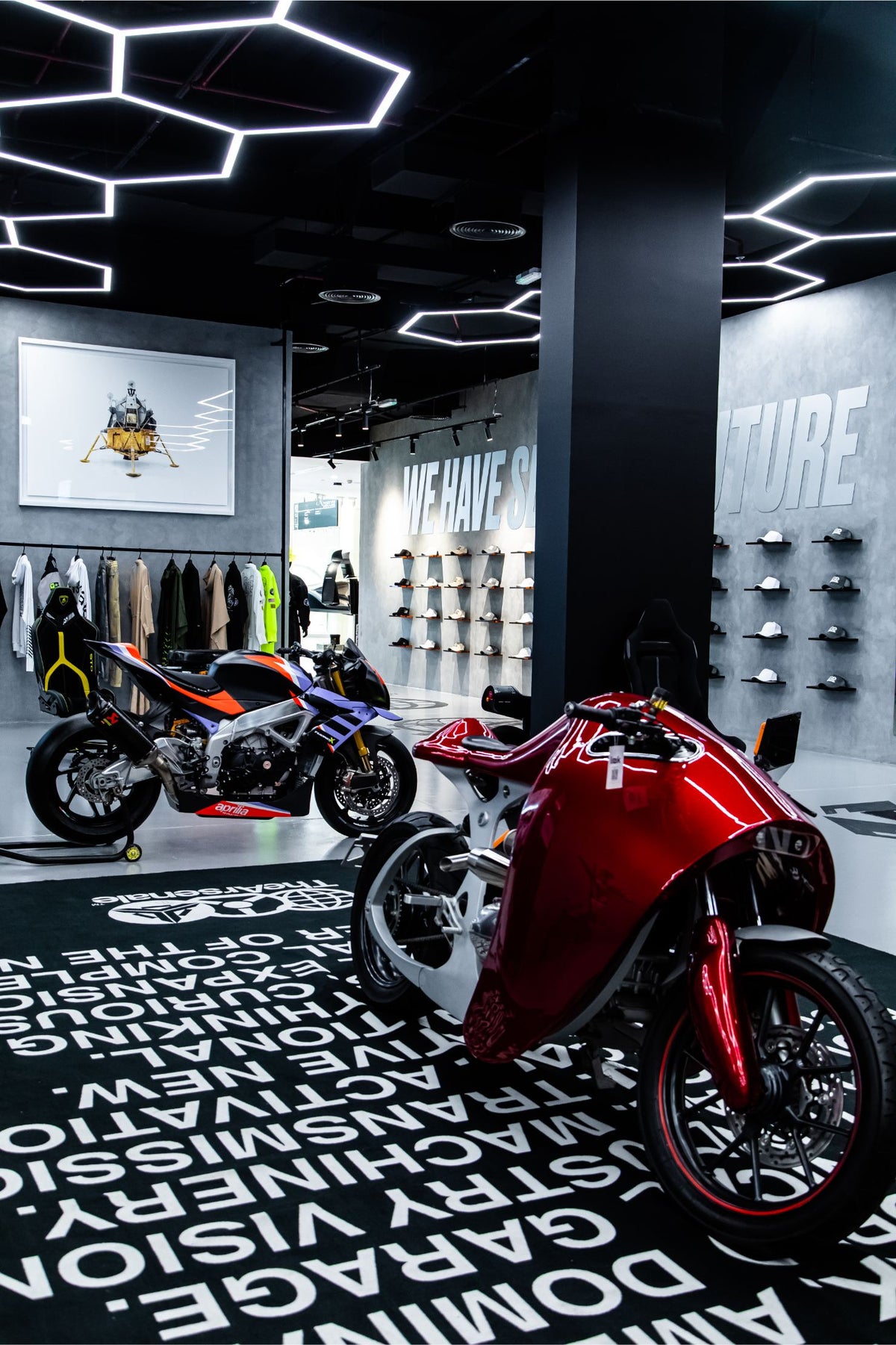 MV AGUSTA SUPERVELOCE 800 ORO