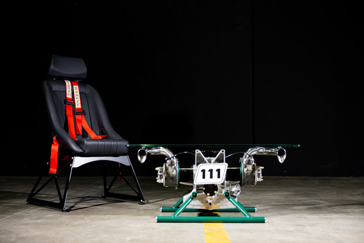 Citroen 2CV Engine Table - An Icon In Racing Edition