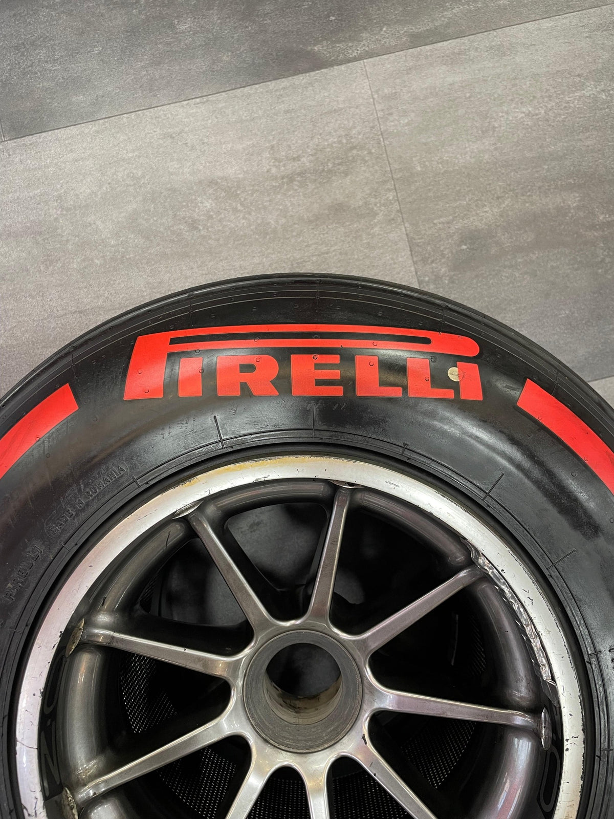 2021  RED BULL RACING FRONT LEFT F1 WHEEL USED BY MAX VERSTAPPEN (SOFT)