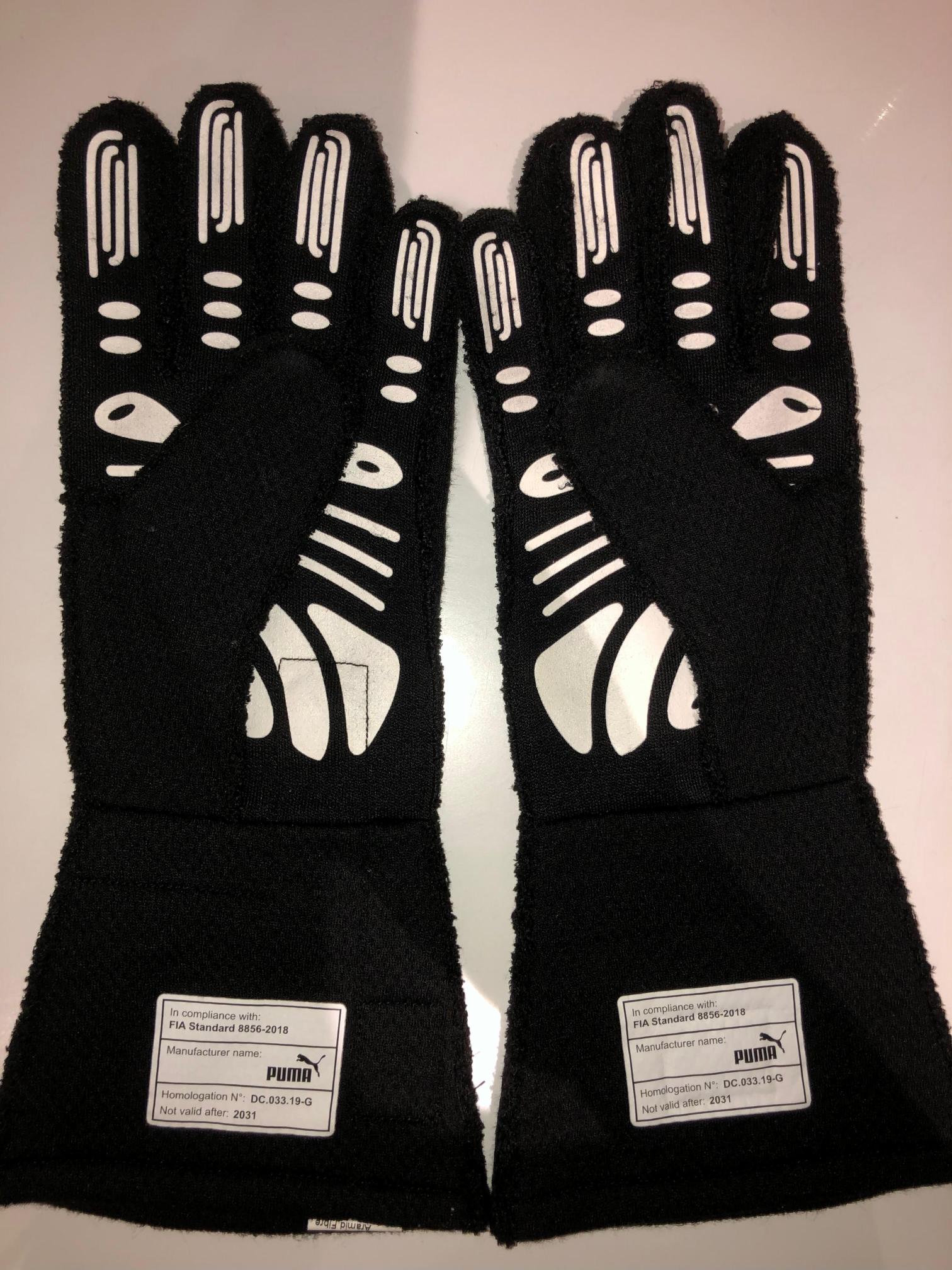 mercedes f1 handschuhe EXCLUSIVE 2021 LEWIS HAMILTON RACE-USED MERCEDES GLOVES