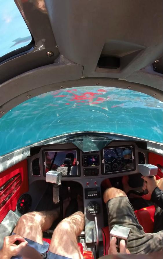 Jet Shark Q600 - Submersible Boat