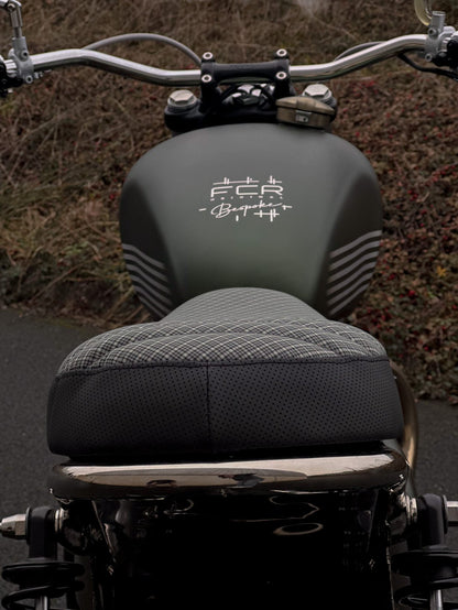 Triumph 900 Bespoke One-of-One - Custom Motorcycle