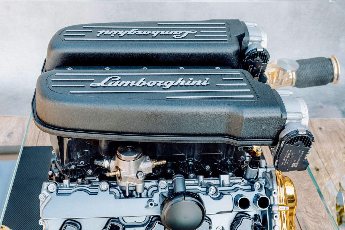 Lamborghini Huracán V10 Engine Coffee Table – Lamborghini Engine Art Table | TheArsenale
