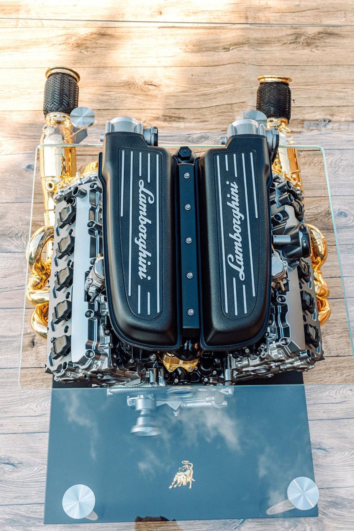 Lamborghini Huracán V10 Engine Coffee Table – Lamborghini Engine Art Table | TheArsenale