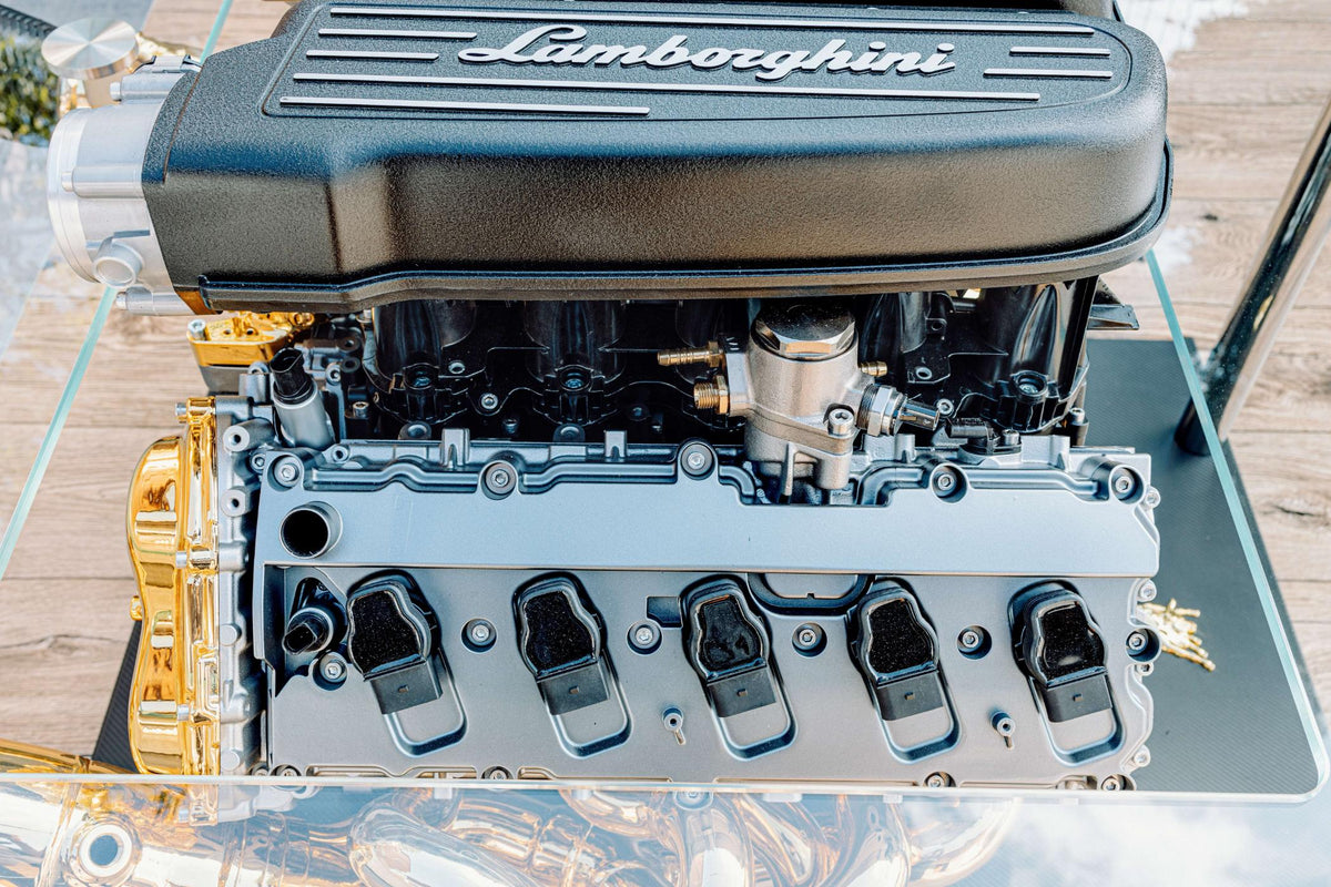 Lamborghini Huracán V10 Engine Coffee Table – Lamborghini Engine Art Table | TheArsenale