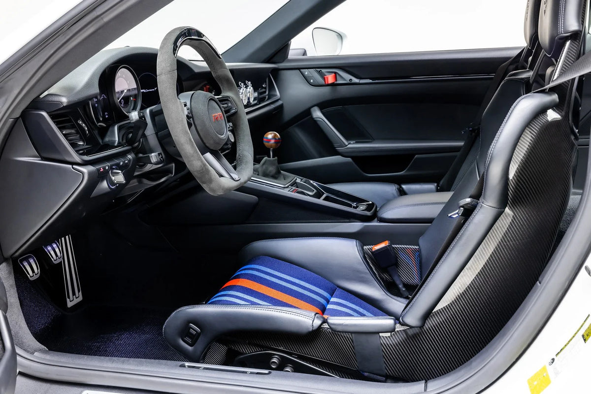 Rezvani Retro RR1 750 - Restomod SUV