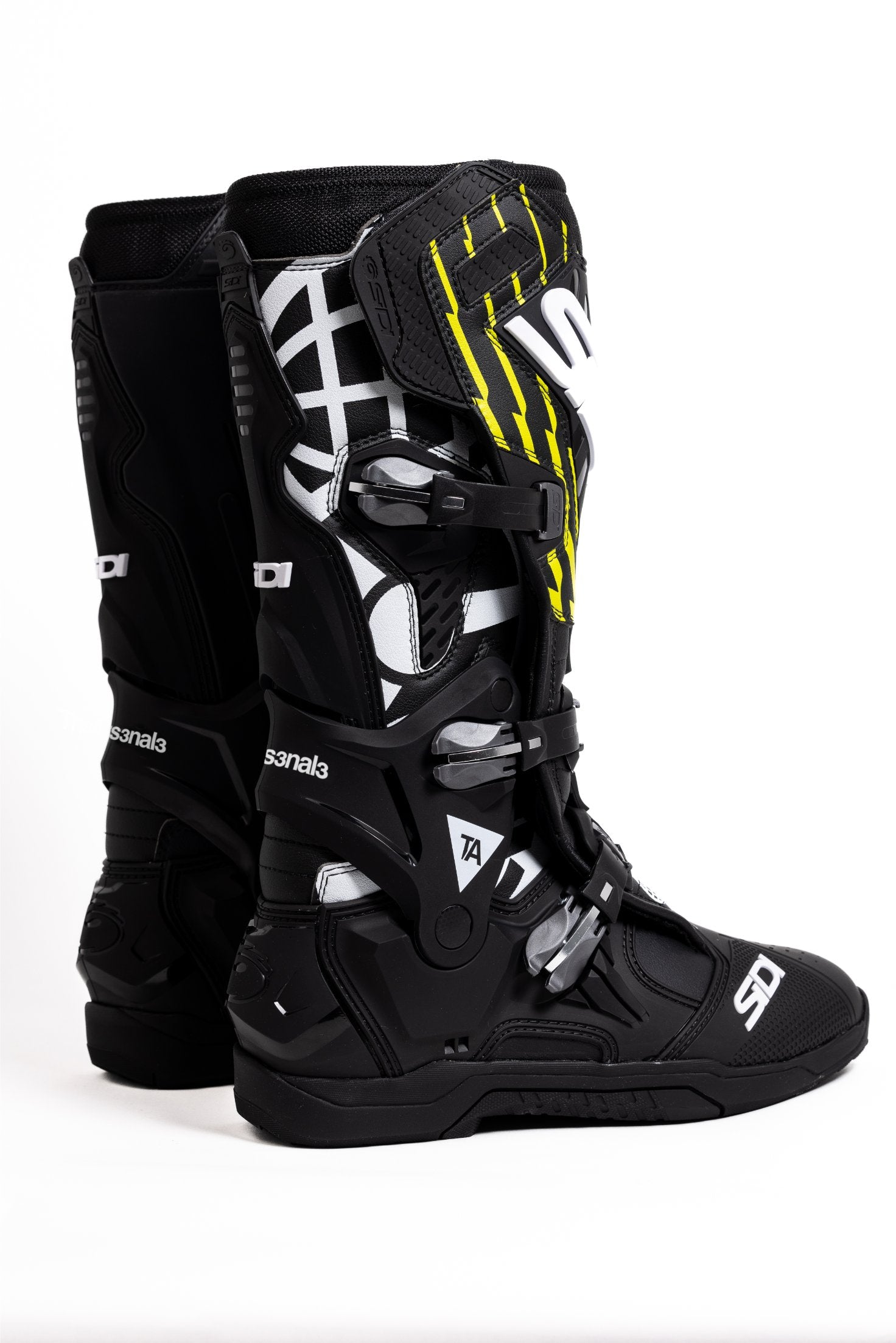 CROSSAIR TH3 - SIDI X TH3ARS3NAL3 - TheArsenale