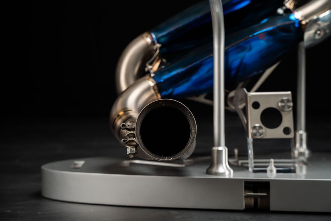 PAGANI HUAYRA TITANIUM EXHAUST COFFEE TABLE - TheArsenale