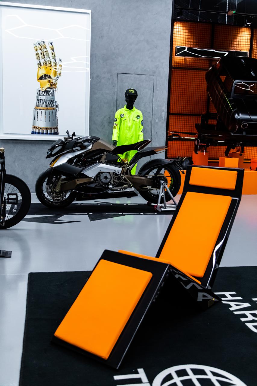 IBI Carbon Mamola - Motorcycle Art Sculpture