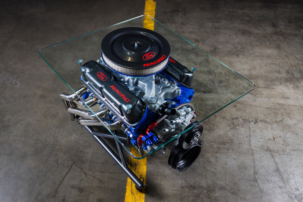 Ford Mustang V8 302 - American Muscle Table