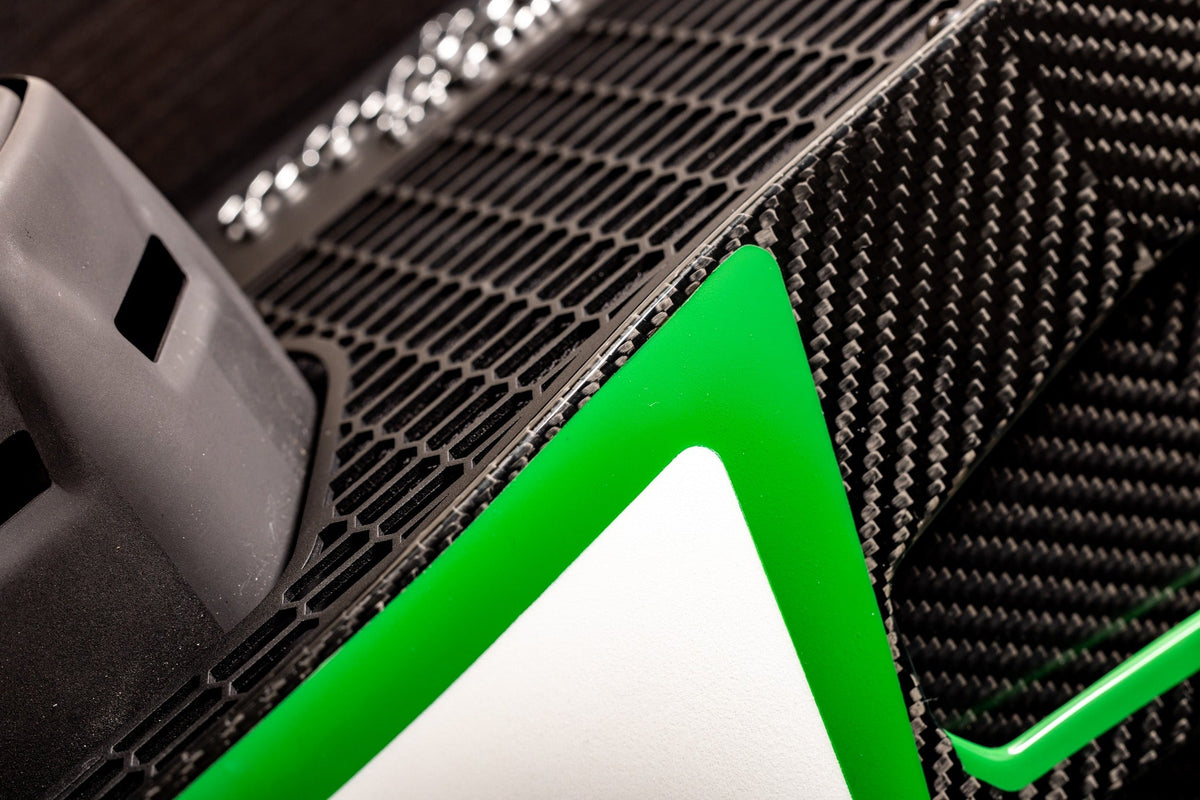 AUTOMOBILI LAMBORGHINI AVALÁN SOUND SYSTEM