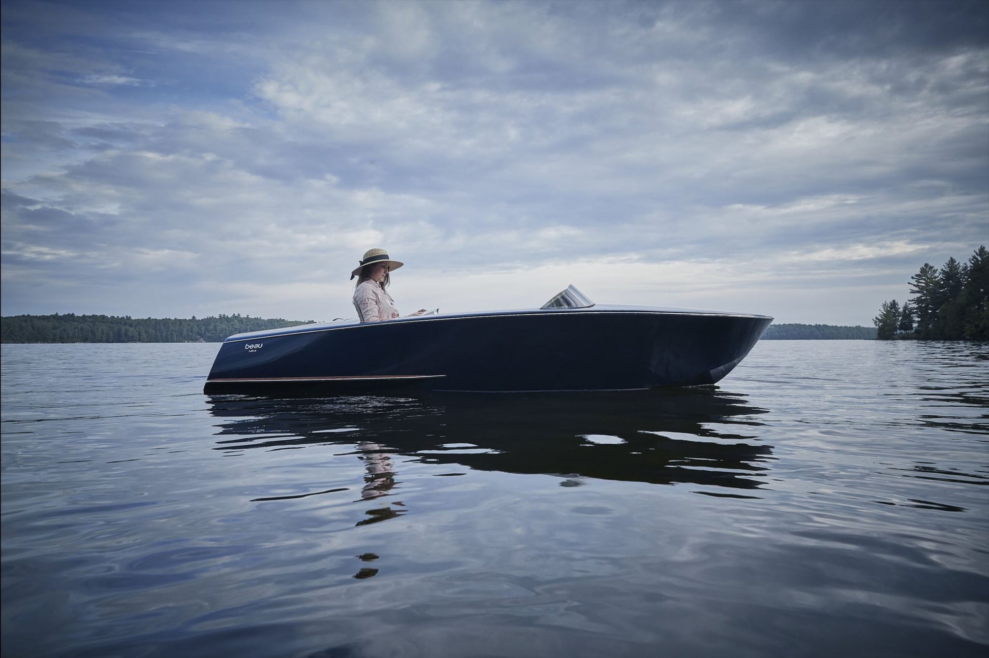 Beau Lake Pedal Boat - TheArsenale