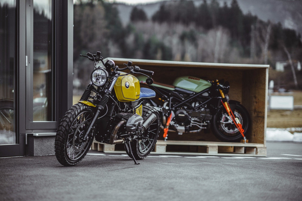 BMW R9T - Gelber Baron