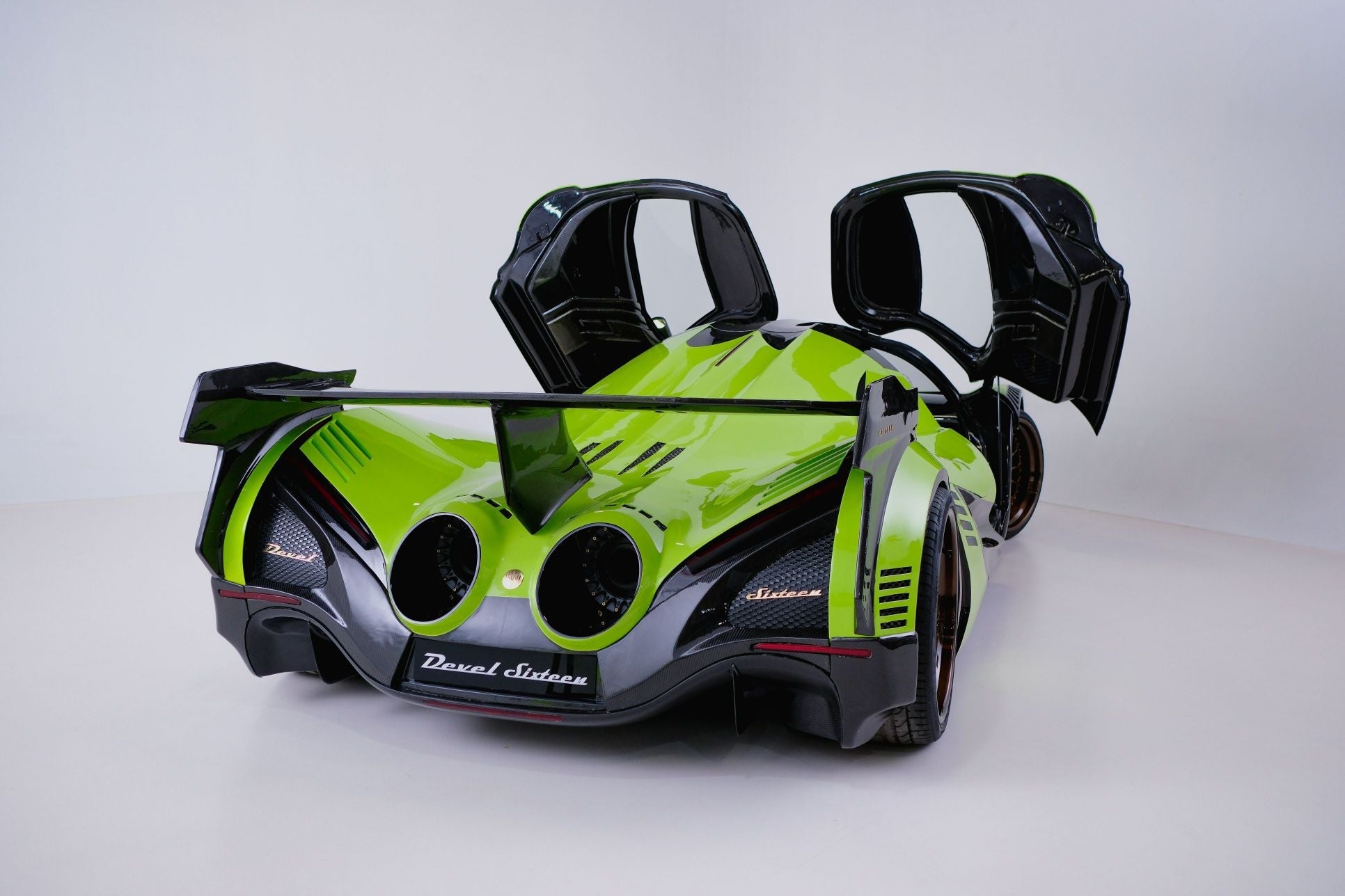 Devel R&b DEVEL SIXTEEN - TheArsenale