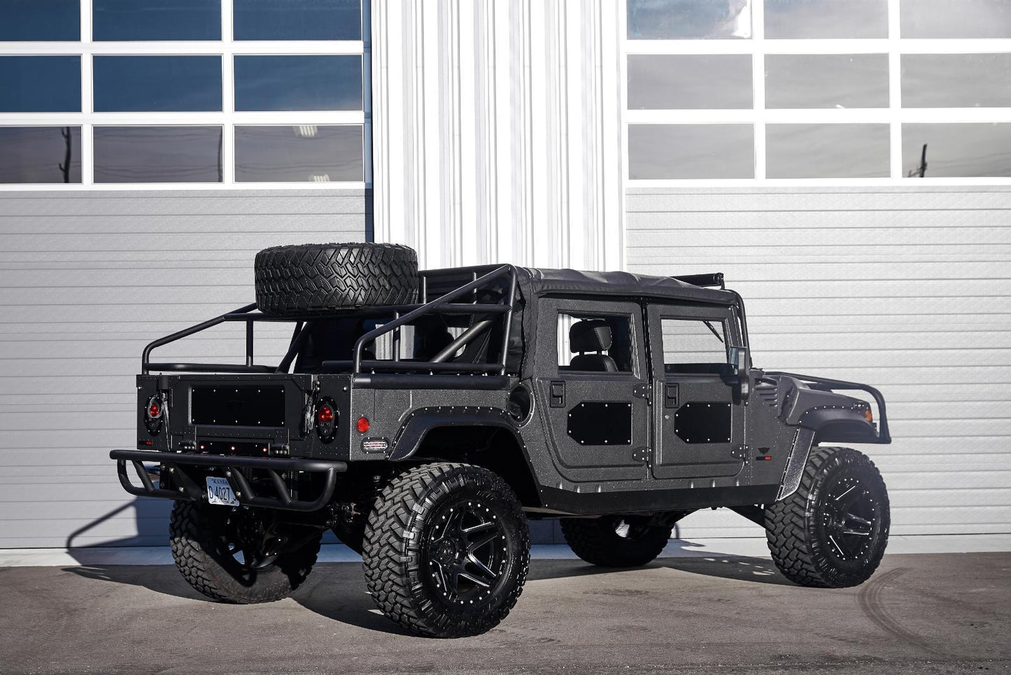 Mil-Spec Auto Hummer H1 "Launch Edition" - TheArsenale