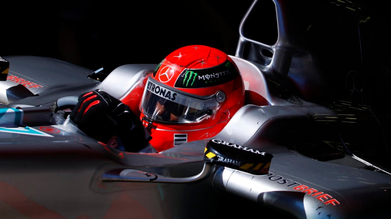 Official Schuberth replica helmet 2011 Michael Schumacher Mercedes 