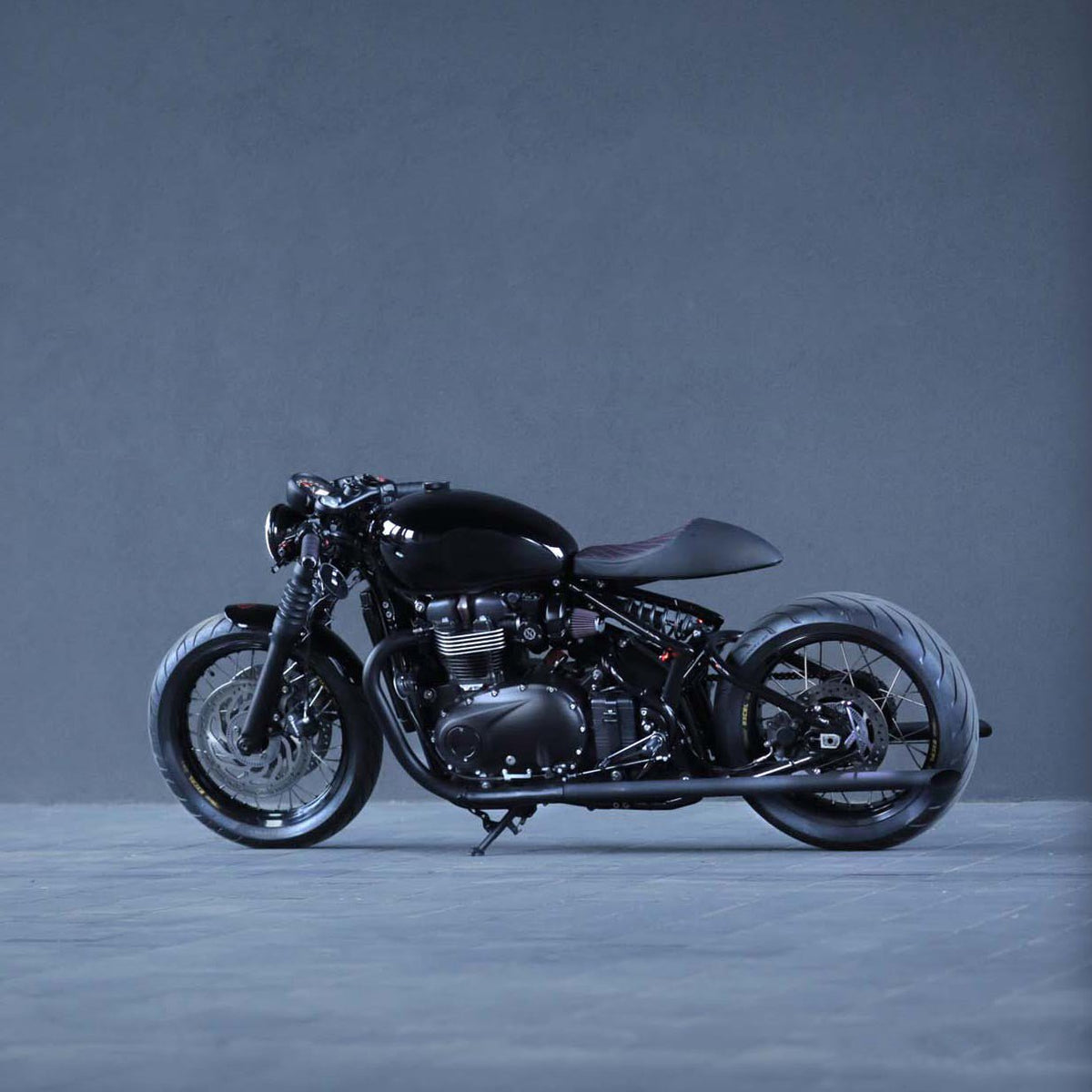 Triumph Bonneville Bobber 1200 Café Racer- UNIKAT Motorworks