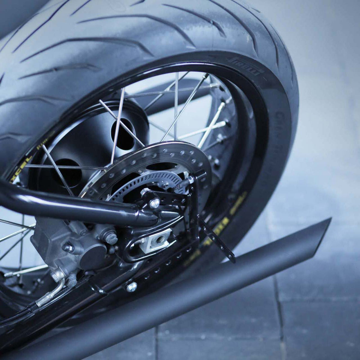 Triumph Bonneville Bobber 1200 Café Racer- UNIKAT Motorworks