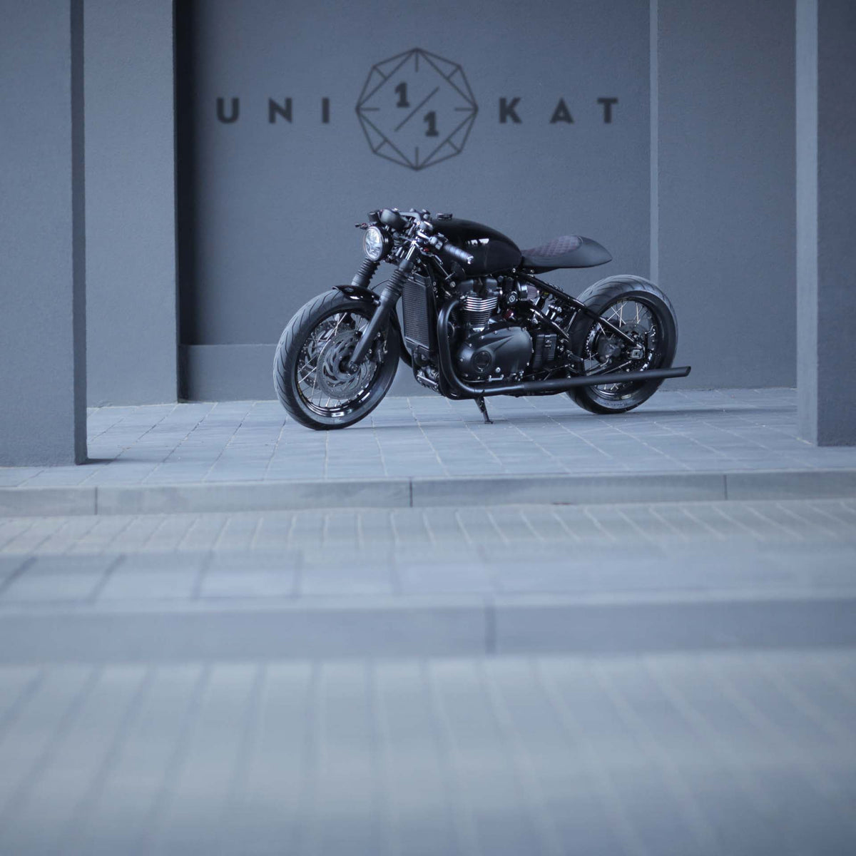 Triumph Bonneville Bobber 1200 Café Racer- UNIKAT Motorworks