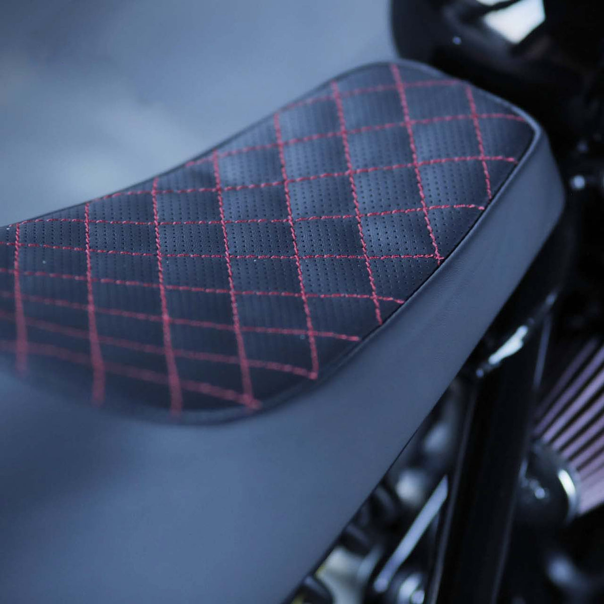 Triumph Bonneville Bobber 1200 Café Racer- UNIKAT Motorworks